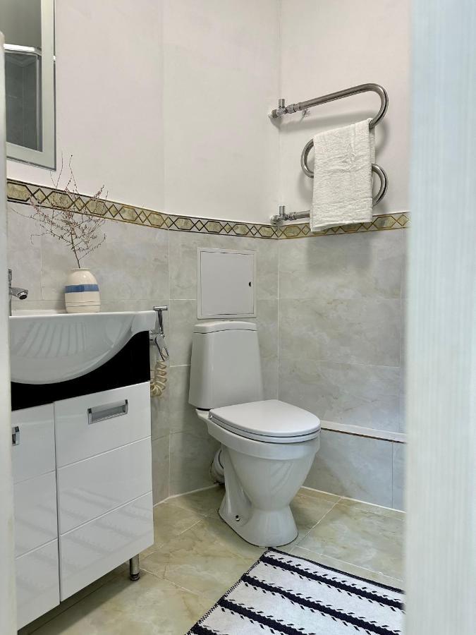 Apartment студия канкун в центре Almaty